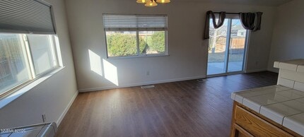 2226 Ellice Wy in Fernley, NV - Building Photo - Building Photo