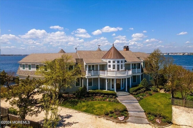 225 Channel Ln in Mantoloking, NJ - Foto de edificio - Building Photo