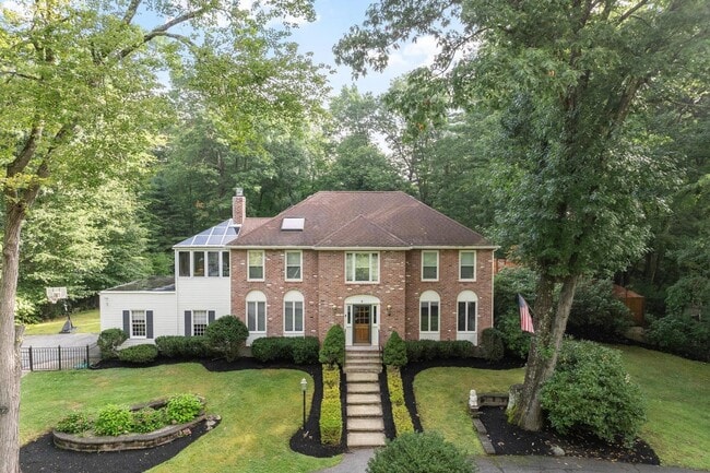 property at 4 Wellington Cir