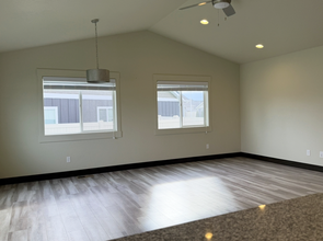 995 N Camas Ln in Kalispell, MT - Building Photo - Building Photo