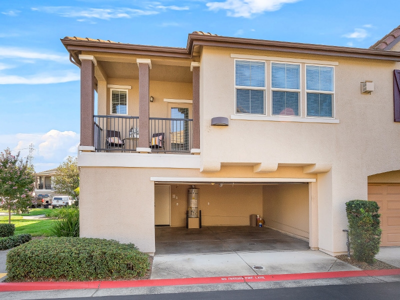 106 Monet Ln in Folsom, CA - Building Photo