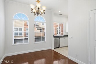 9 Torrigiani Aisle in Irvine, CA - Building Photo - Building Photo