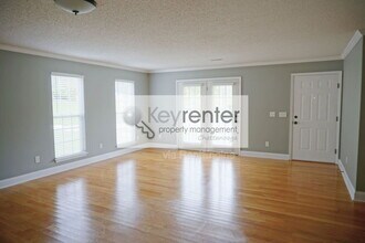 510 Cloudview Ln in Chattanooga, TN - Building Photo - Building Photo