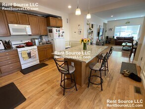 21 Gilman St, Unit 56M in Somerville, MA - Foto de edificio - Building Photo