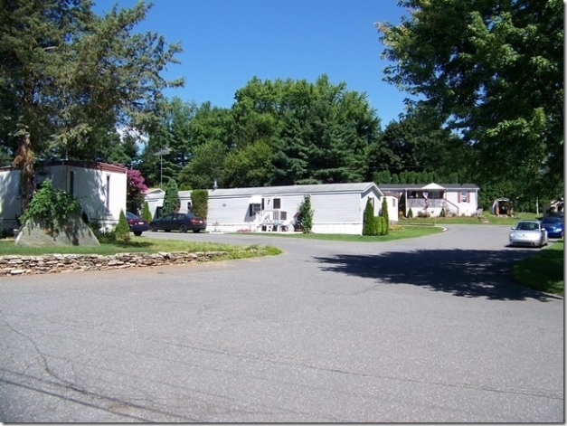 Brookside Mobile Home Park in Mohnton, PA - Building Photo - Building Photo