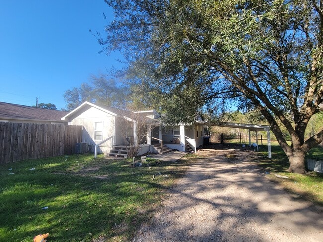 property at 707 Johnson Ln