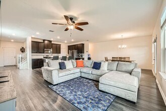 14642 Semele View in San Antonio, TX - Foto de edificio - Building Photo