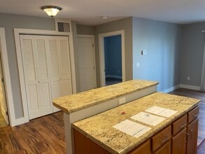 77 Gary L Maietta Pky, Unit 106 in South Portland, ME - Building Photo - Building Photo