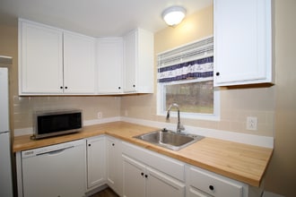 322 Hays Rd in Pittsburgh, PA - Building Photo - Building Photo