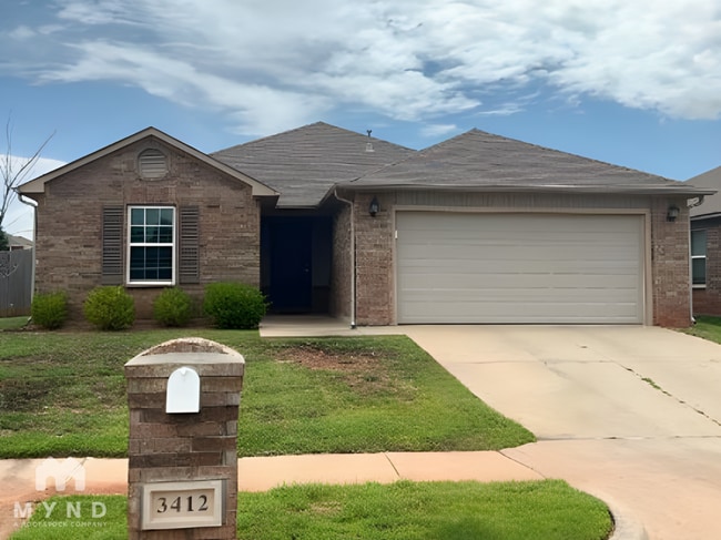 property at 3412 SE 95th St