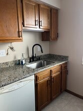 112 Forest Dr in Seven Fields, PA - Building Photo - Building Photo