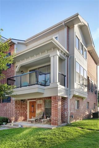 2018 Azure Pointe