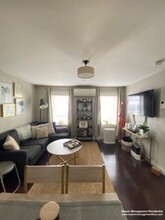 609 E 2nd St, Unit 1 in Boston, MA - Building Photo - Building Photo