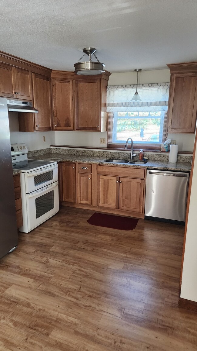 property at 161 Riviera Dr