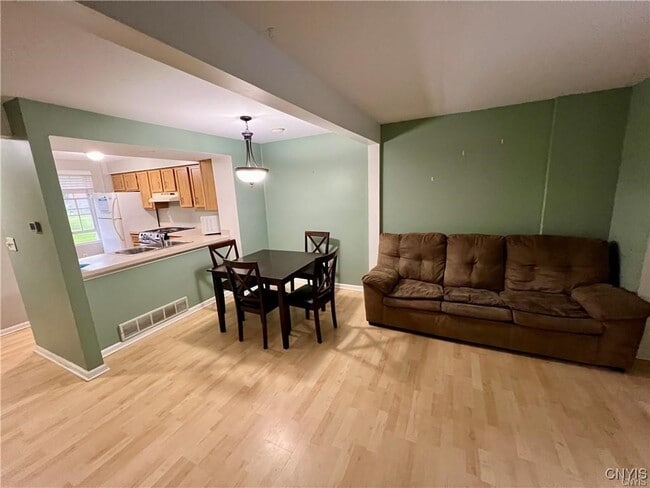 4431 Heritage Dr in Liverpool, NY - Building Photo - Building Photo