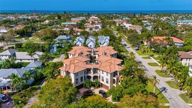 1012 7th St S in Naples, FL - Building Photo - Building Photo