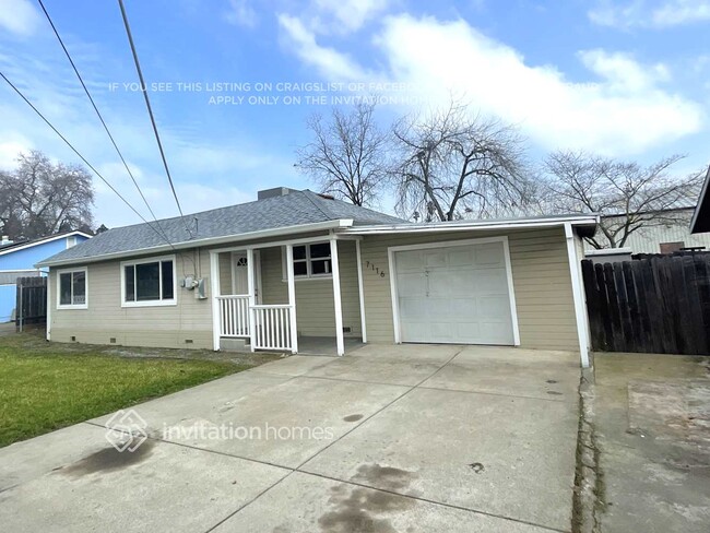 7116 Linda Vista Dr in Citrus Heights, CA - Building Photo - Building Photo
