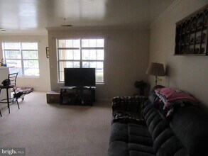 11006 Koman Cir in Manassas, VA - Building Photo - Building Photo