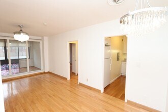 24 Juniper St, Unit 66 in Brookline, MA - Building Photo - Building Photo