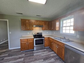 1109 Timothy Ave in Oak Grove, KY - Building Photo - Building Photo