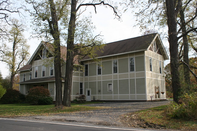 40 Route 216 in Hopewell Junction, NY - Foto de edificio - Building Photo