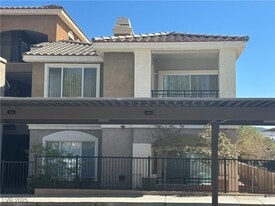 2900 Sunridge Heights Pkwy in Henderson, NV - Building Photo
