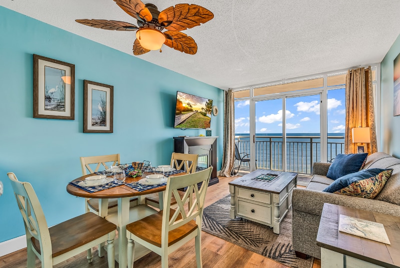 1700 N Ocean Blvd in Myrtle Beach, SC - Foto de edificio