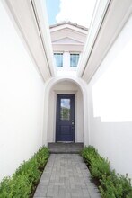 5401 Pecan Dr in Westlake, FL - Building Photo - Building Photo