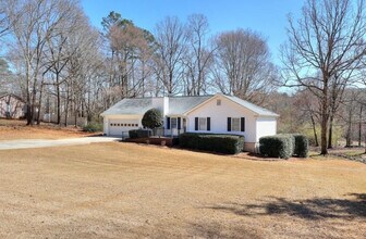 292 Cedar Ridge Dr in Braselton, GA - Building Photo - Building Photo