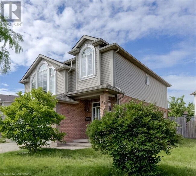 112 Cotton Grass St in Kitchener, ON - Building Photo - Building Photo