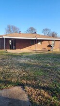 3228 Sarah St in Bossier City, LA - Building Photo - Building Photo