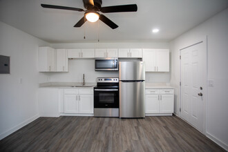 545740 US Hwy 1 in Callahan, FL - Building Photo - Interior Photo