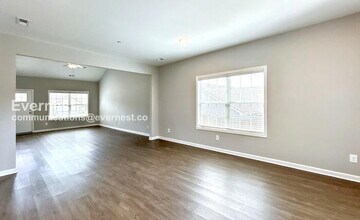 1035 Echo Rdg Rd in Columbia, TN - Building Photo - Building Photo