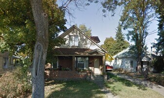 2718 W College Ave in Spokane, WA - Building Photo