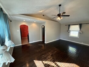 1003 Morgan Dr in Indianapolis, IN - Building Photo - Building Photo