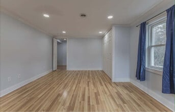 133 Howe St in Auburn, ME - Building Photo - Building Photo