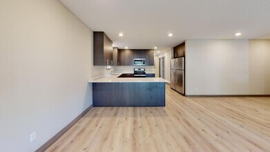 826 20th Ave SE in Minneapolis, MN - Building Photo - Building Photo