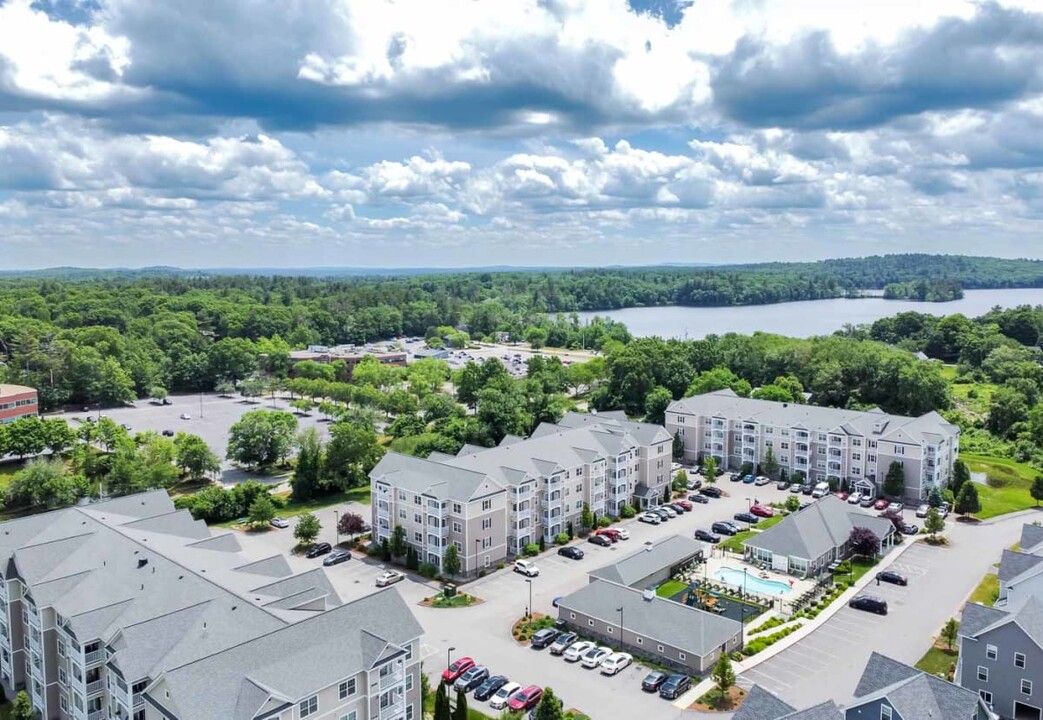 Village Green at Littleton in Littleton, MA - Foto de edificio