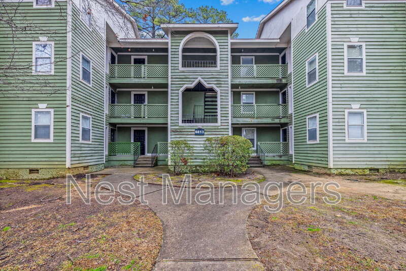 6813 Willowbrook Dr in Fayetteville, NC - Building Photo