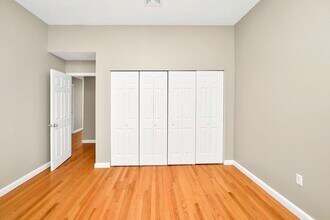 3 Forest St in Medford, MA - Foto de edificio - Building Photo