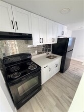 1101 E 140th Ave in Tampa, FL - Building Photo - Building Photo