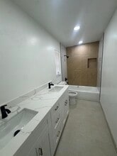 6260 SW 6th St in Margate, FL - Building Photo - Building Photo