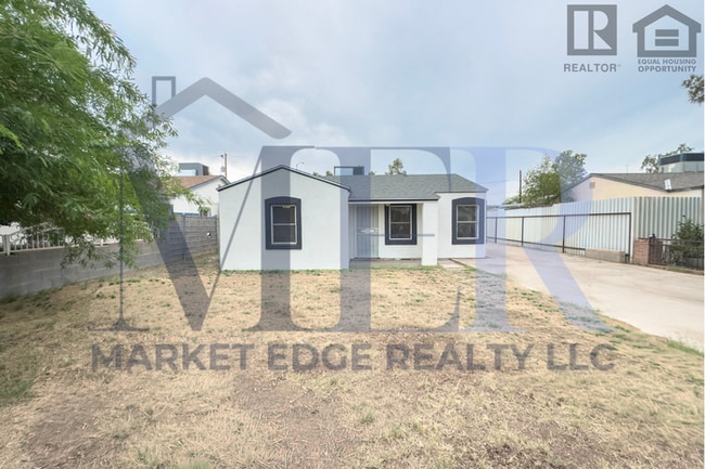 property at 2517 E Culver St