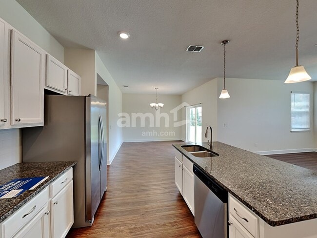 306 Crestrun Loop in Leesburg, FL - Foto de edificio - Building Photo