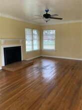 108 W Park Row Dr in Arlington, TX - Building Photo - Building Photo