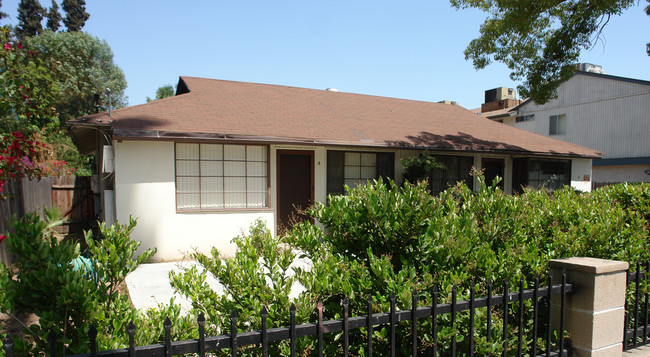 540 Los Robles Ave in Pasadena, CA - Building Photo - Building Photo