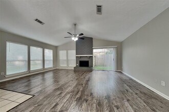 9 Briervine Ct in The Woodlands, TX - Building Photo - Building Photo