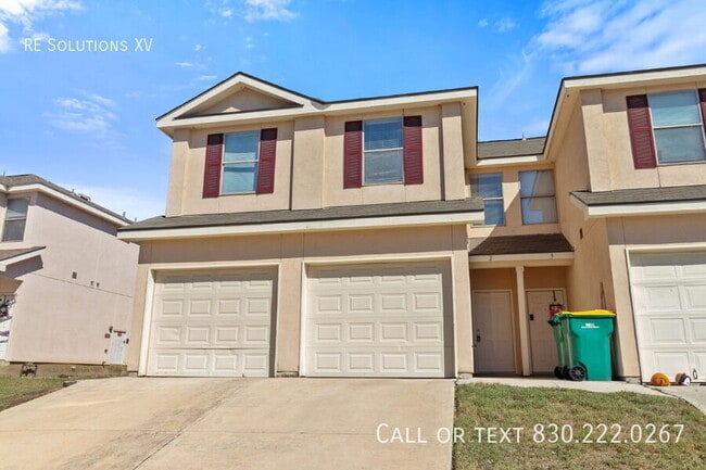 10714 Mathom Landing in Universal City, TX - Building Photo - Building Photo