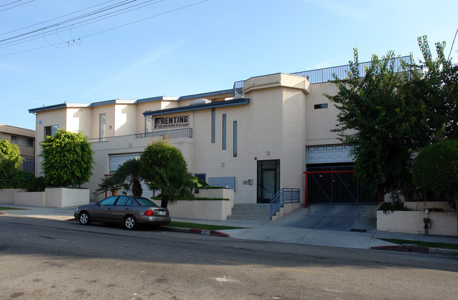 Palm Apartments in Inglewood, CA - Foto de edificio - Building Photo