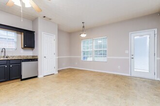 240 Cranesbill Way in Locust Grove, GA - Building Photo - Building Photo